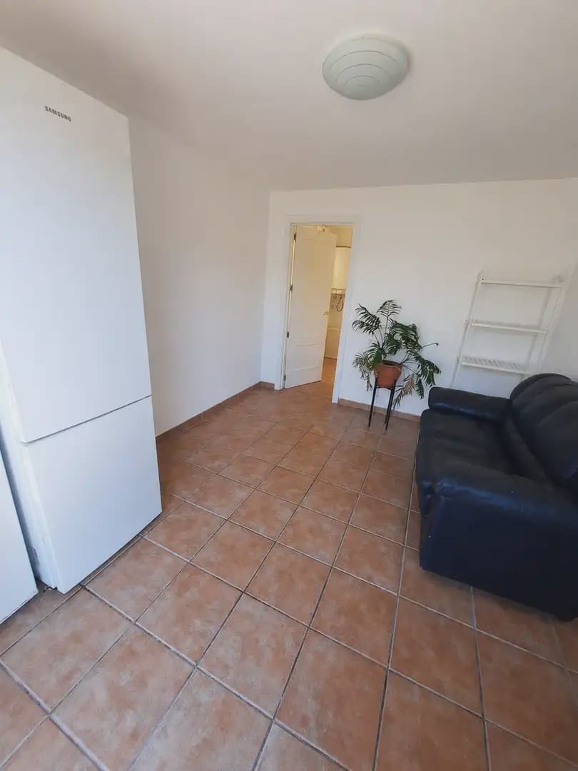 3 bedroom Terraced Villa for rent in La Linea de la Concepcion with pool - € 1,500 (Ref: 9872295)