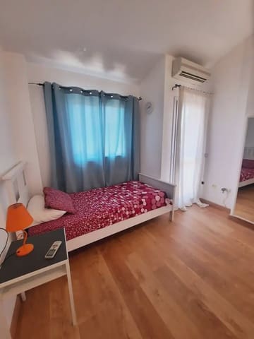 3 bedroom Terraced Villa for rent in El Zabal - Santa Margarita, La Línea de la Concepción with pool - € 1,500 (Ref: 9872295)