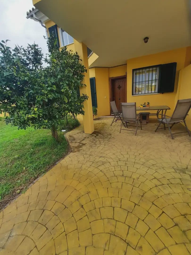 3 bedroom Terraced Villa for rent in La Linea de la Concepcion with pool - € 1,500 (Ref: 9872295)