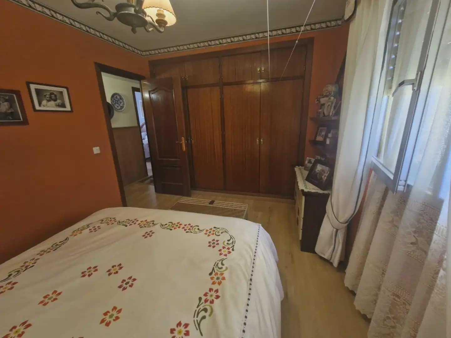 4 slaapkamer Flat te koop in La Linea de la Concepcion - € 350.000 (Ref: 9877795)