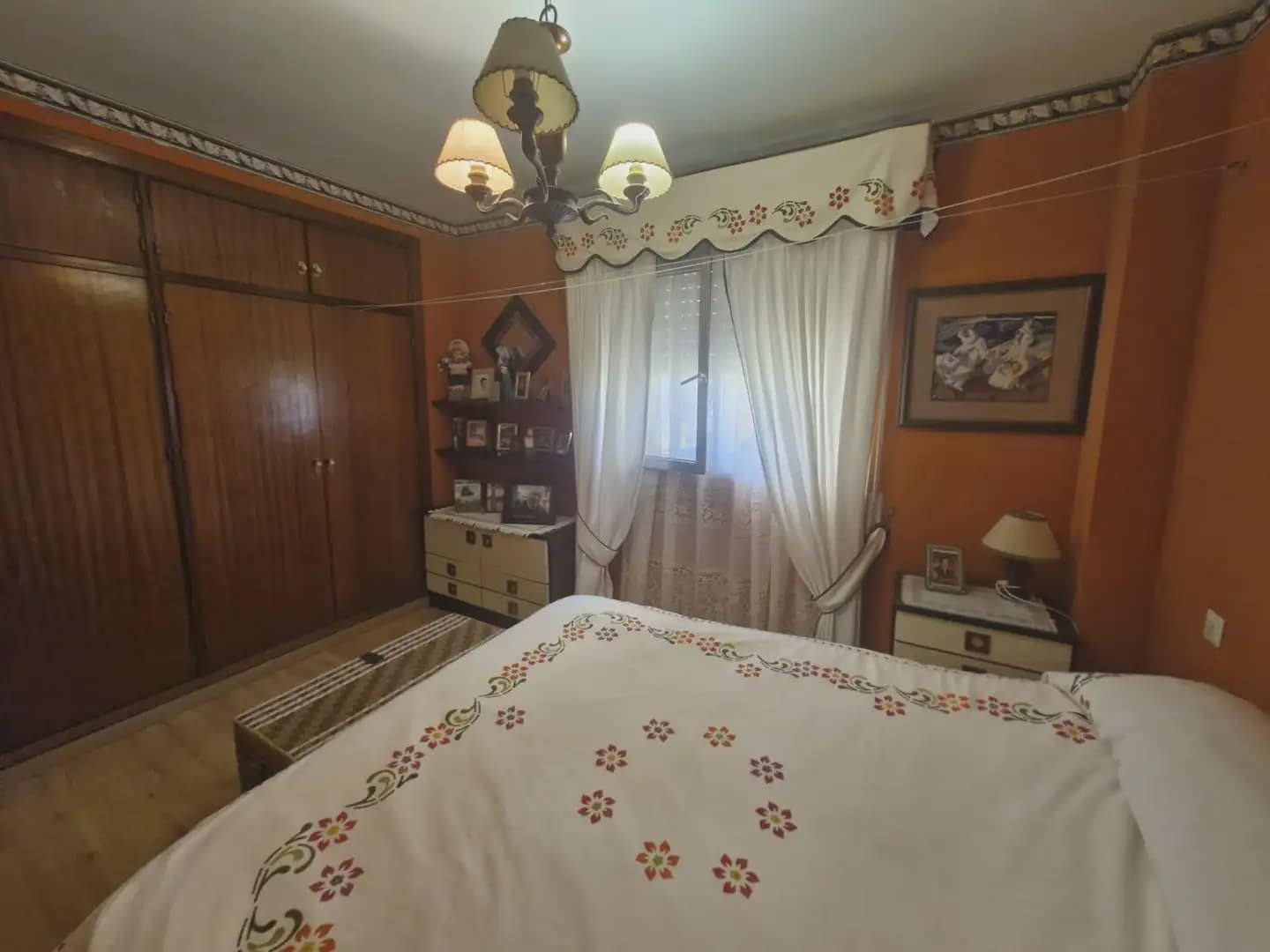 4 slaapkamer Flat te koop in La Linea de la Concepcion - € 350.000 (Ref: 9877795)