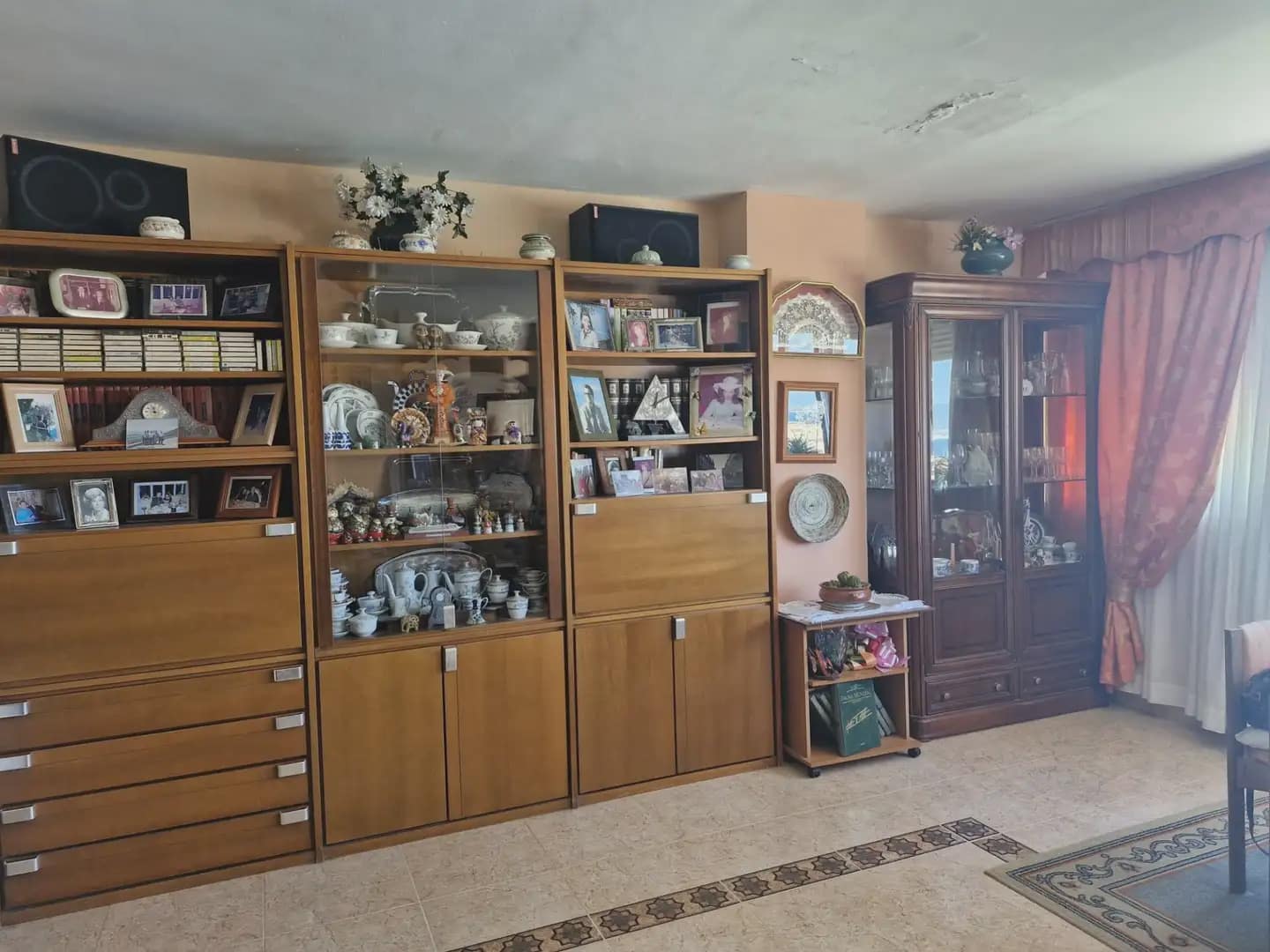 4 slaapkamer Flat te koop in La Linea de la Concepcion - € 350.000 (Ref: 9877795)