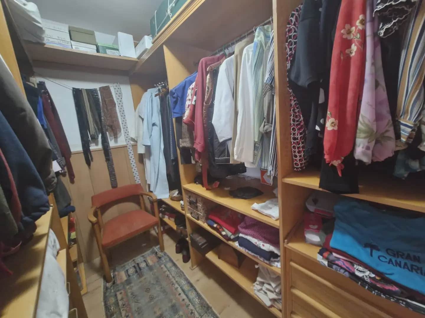 4 slaapkamer Flat te koop in La Linea de la Concepcion - € 350.000 (Ref: 9877795)