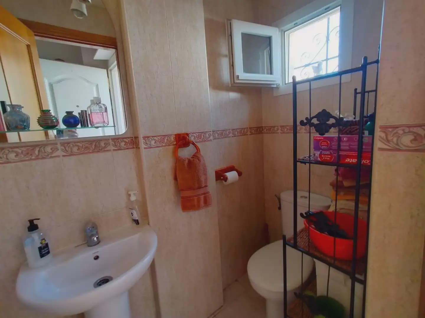 Adosado de 3 habitaciones en La Línea de la Concepción en venta con garaje - 318.150 € (Ref: 9882470)