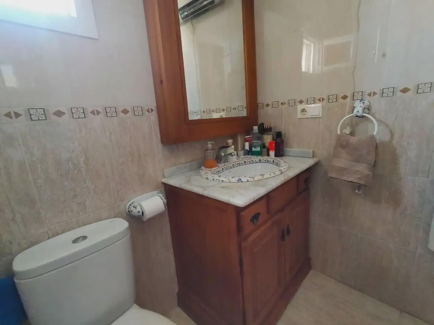 Adosado de 3 habitaciones en La Línea de la Concepción en venta con garaje - 318.150 € (Ref: 9882470)