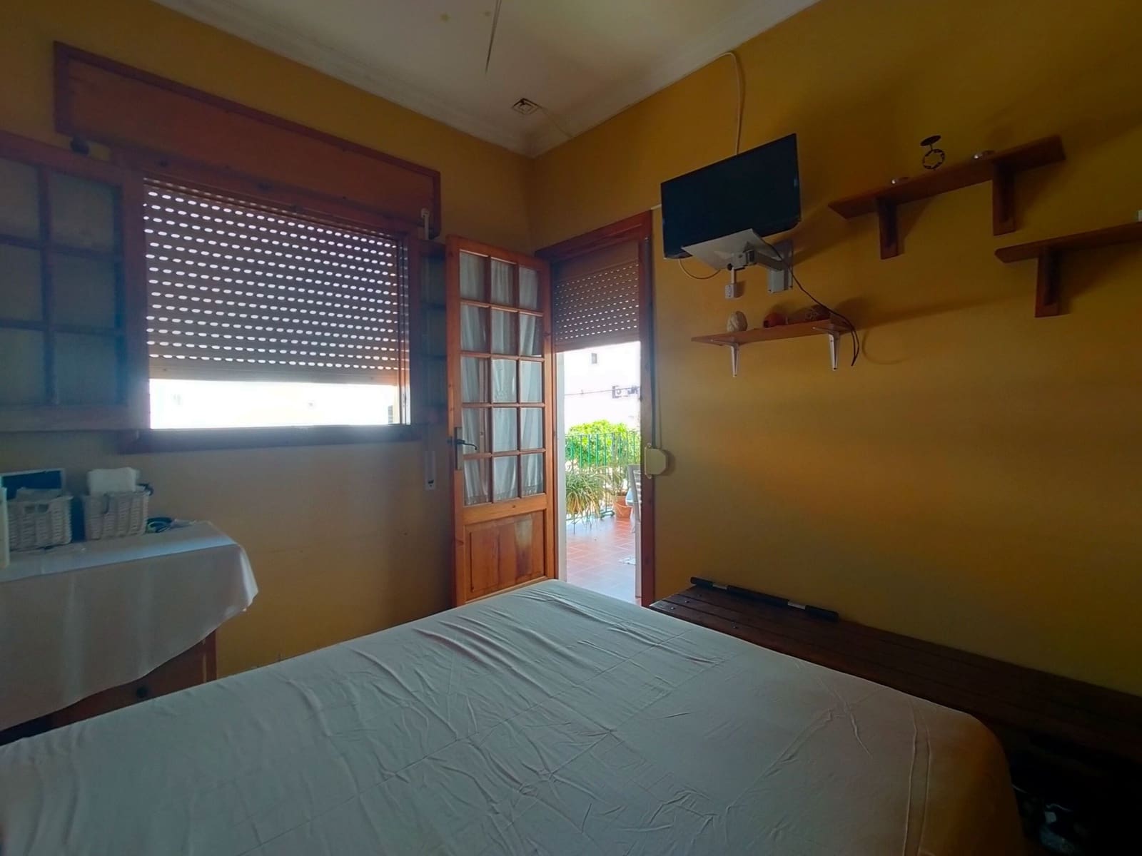 5 bedroom Semi-detached Villa for sale in El Puerto de Santa Maria with garage - € 350,000 (Ref: 9592029)