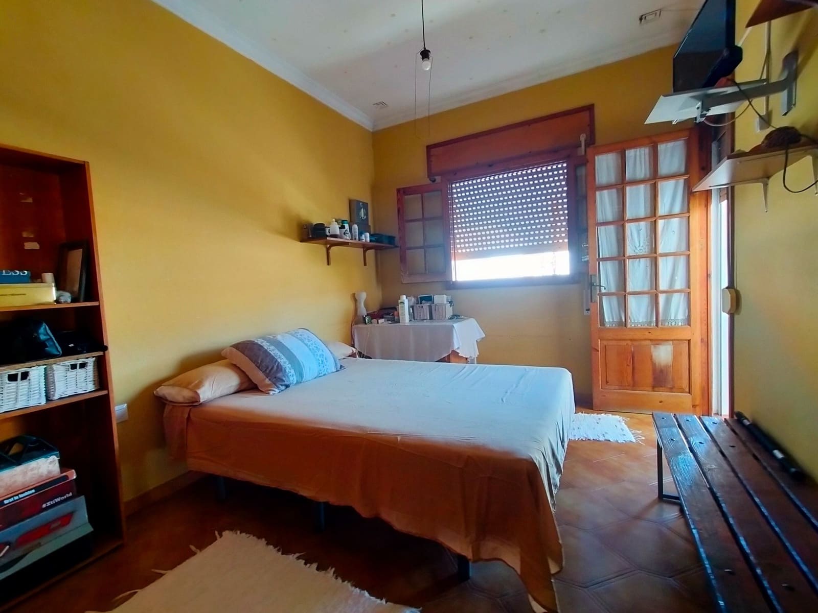 5 bedroom Semi-detached Villa for sale in El Puerto de Santa Maria with garage - € 350,000 (Ref: 9592029)