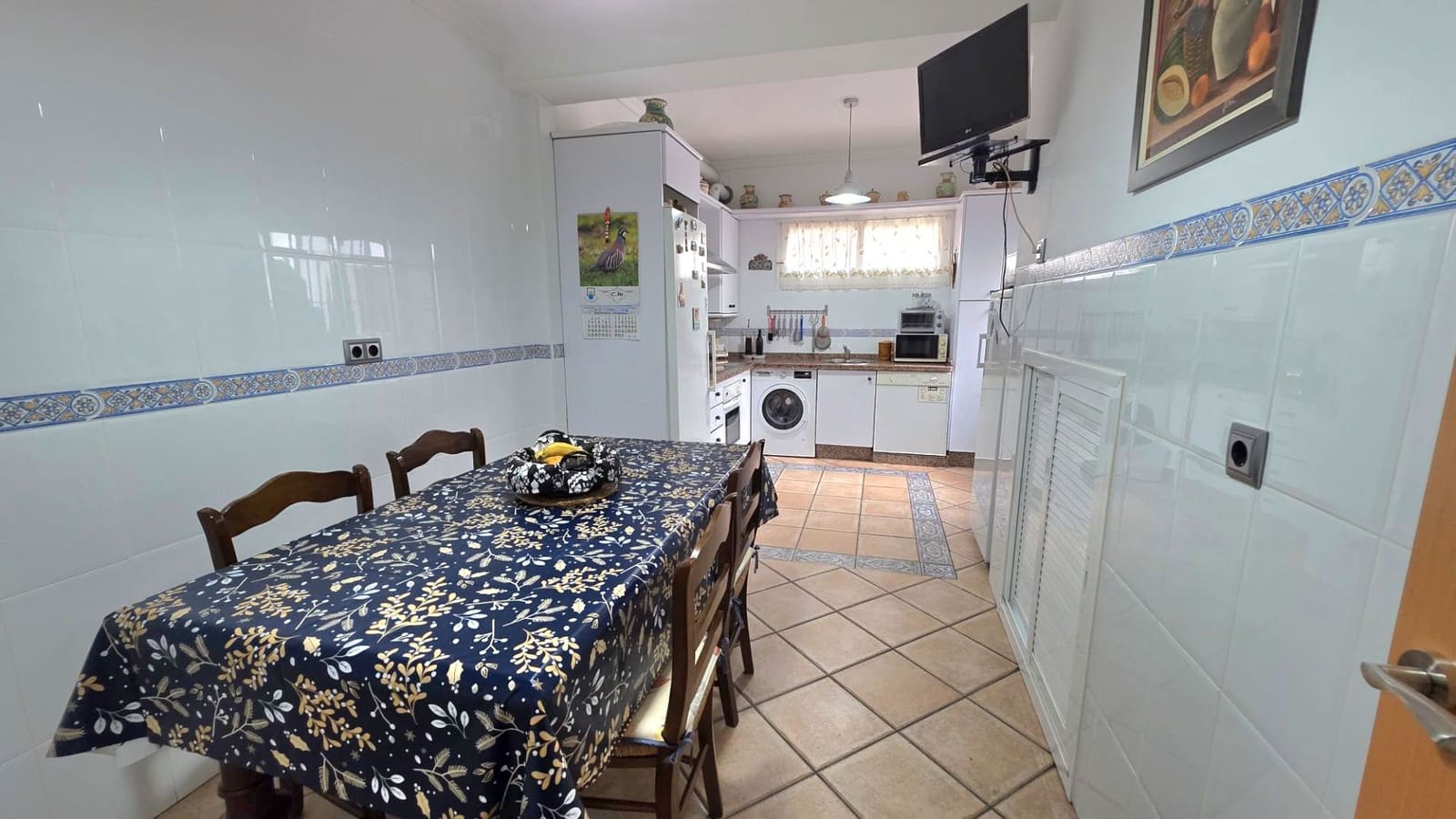 4 bedroom Terraced Villa for sale in El Puerto de Santa Maria with garage - € 390,000 (Ref: 9592030)