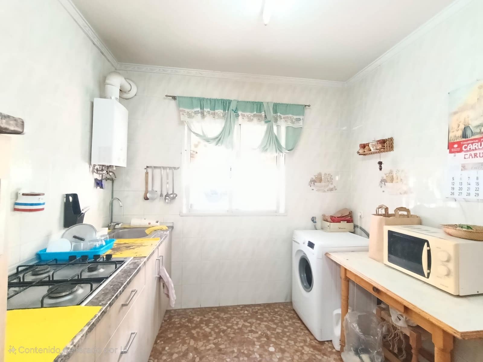 4 bedroom Townhouse for sale in El Puerto de Santa Maria with garage - € 255,000 (Ref: 9592031)