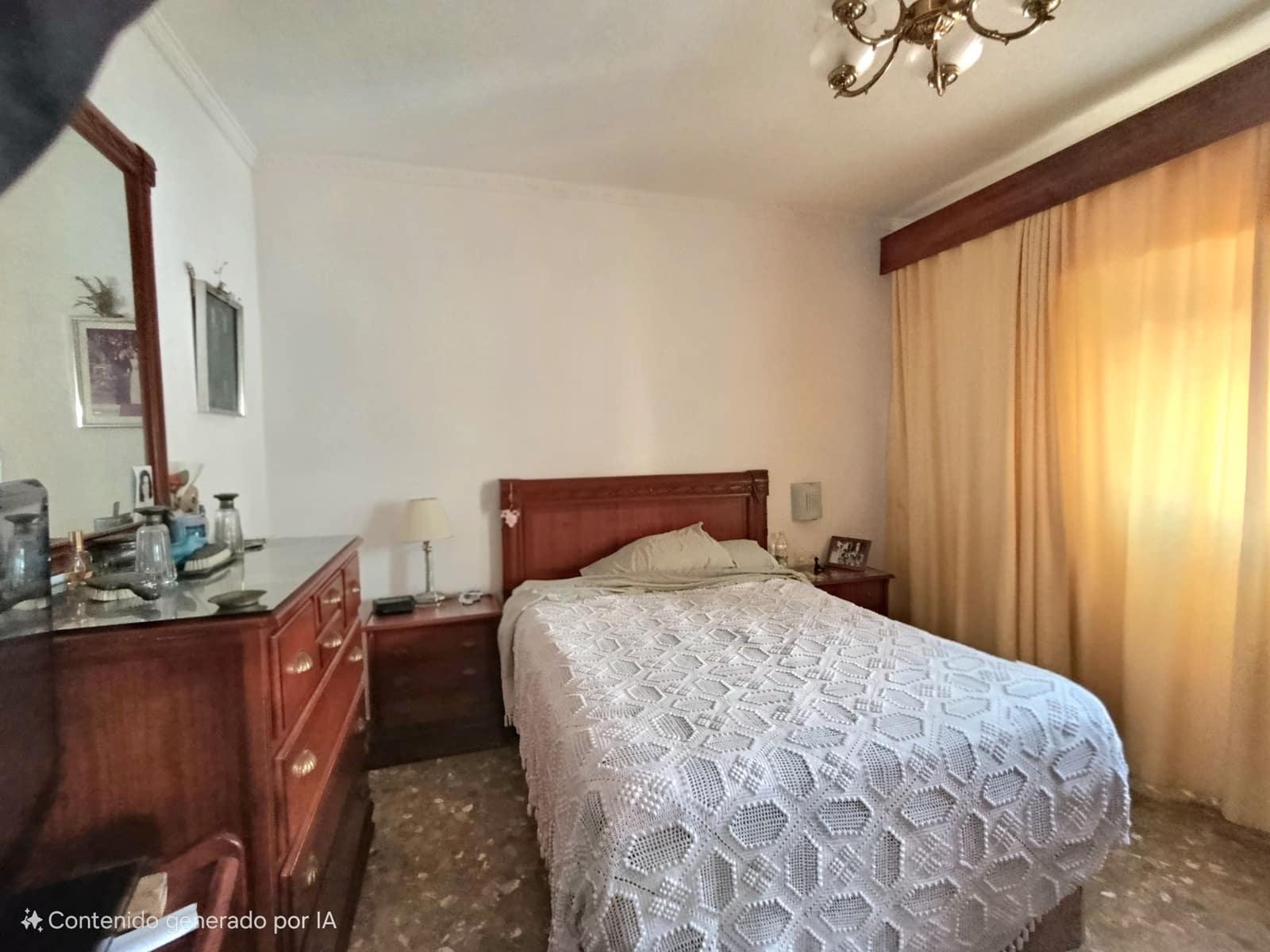 4 bedroom Townhouse for sale in El Puerto de Santa Maria with garage - € 255,000 (Ref: 9592031)