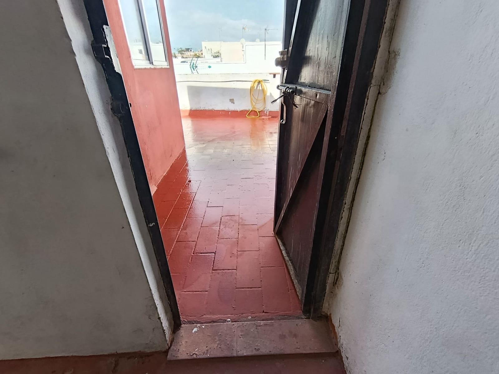 4 bedroom Townhouse for sale in El Puerto de Santa Maria with garage - € 255,000 (Ref: 9592031)