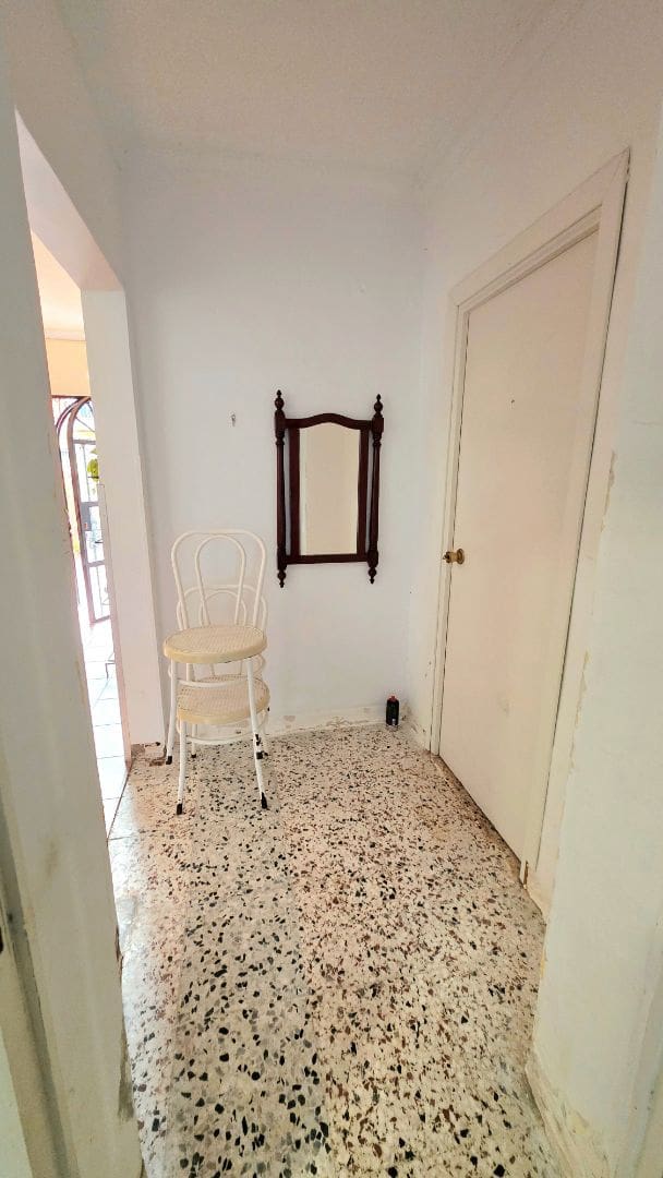 7 bedroom Townhouse for sale in El Puerto de Santa Maria - € 325,000 (Ref: 9592032)