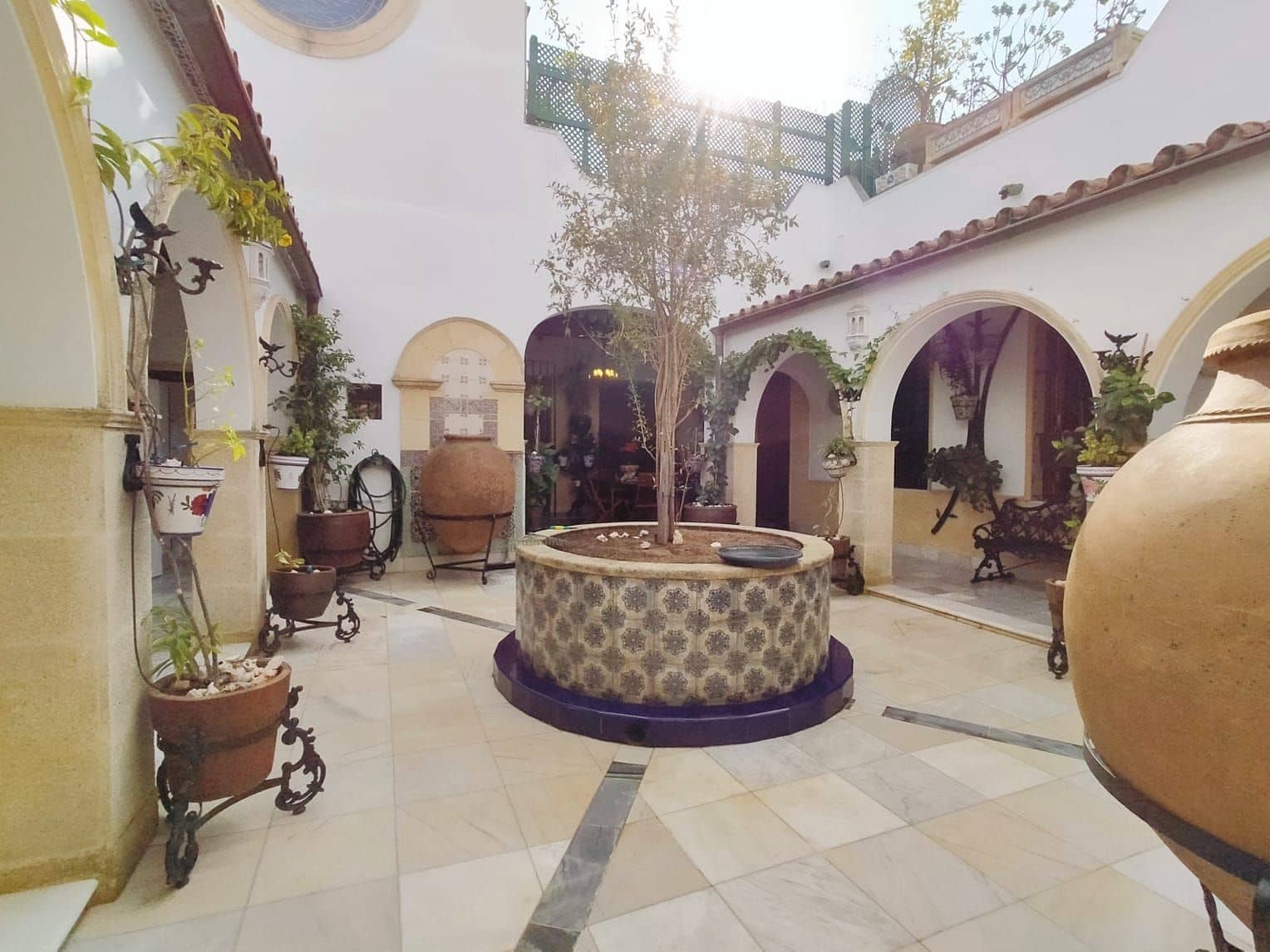 3 bedroom Finca/Country House for sale in El Puerto de Santa Maria with garage - € 800,000 (Ref: 9592034)