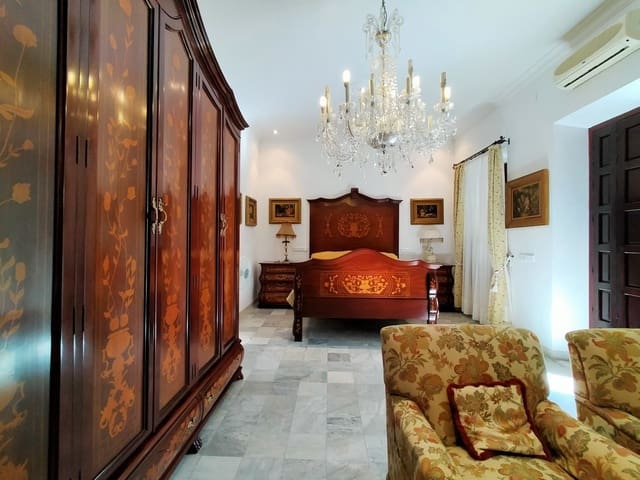 3 soveværelse Finca/Landehus til salg i El Puerto de Santa María med garage - € 800.000 (Ref: 9592034)