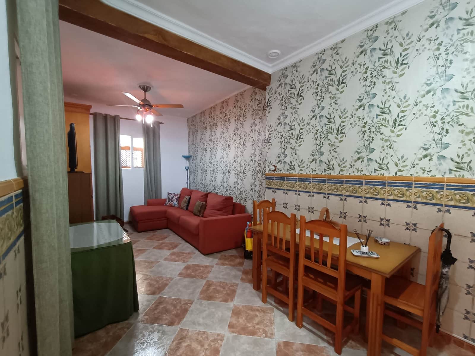 4 bedroom Townhouse for sale in El Puerto de Santa Maria - € 225,000 (Ref: 9592035)