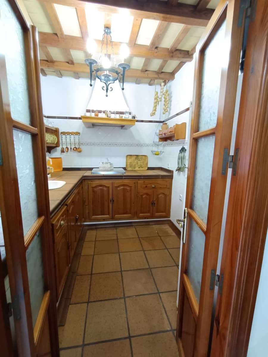 4 bedroom Townhouse for sale in El Puerto de Santa Maria - € 225,000 (Ref: 9592035)