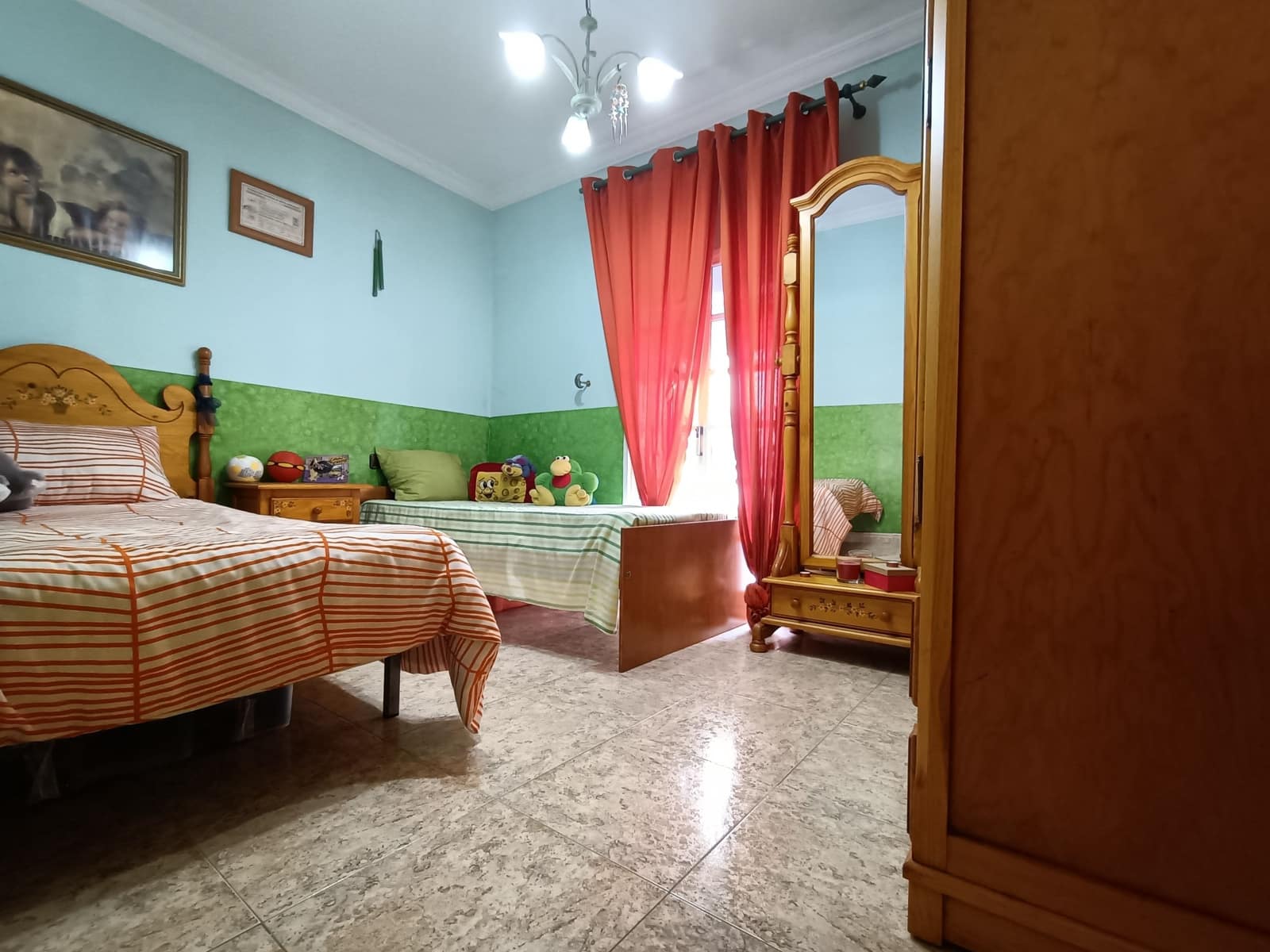 4 bedroom Townhouse for sale in El Puerto de Santa Maria - € 225,000 (Ref: 9592035)