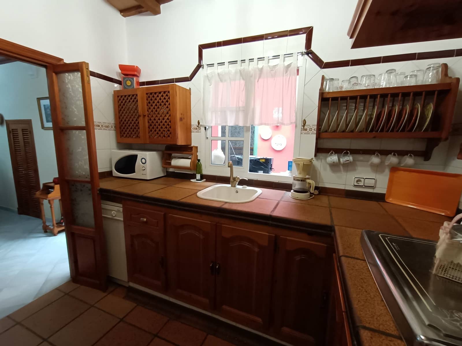 4 bedroom Townhouse for sale in El Puerto de Santa Maria - € 225,000 (Ref: 9592035)