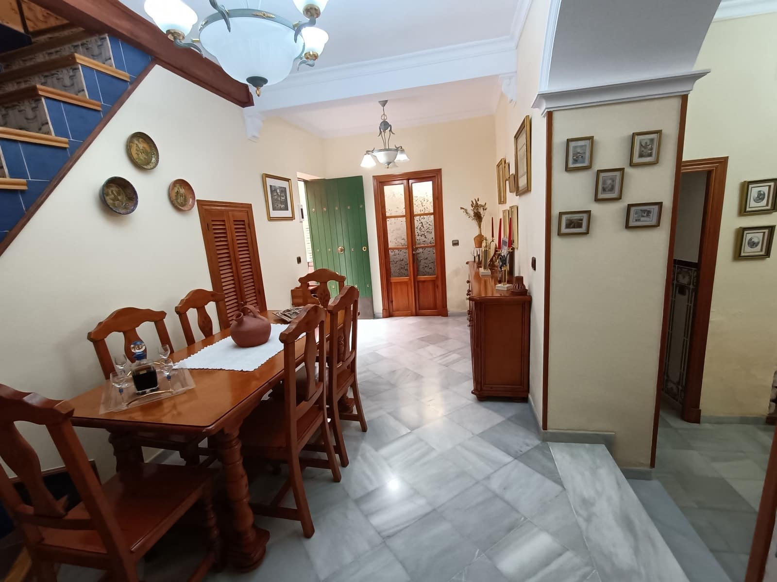 4 bedroom Townhouse for sale in El Puerto de Santa Maria - € 225,000 (Ref: 9592035)