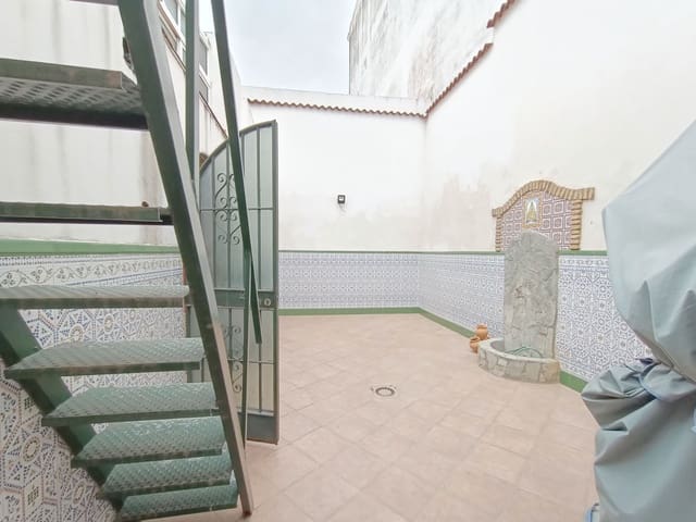 4 sovrum Hus till salu i El Puerto de Santa María - 225 000 € (Ref: 9592035)