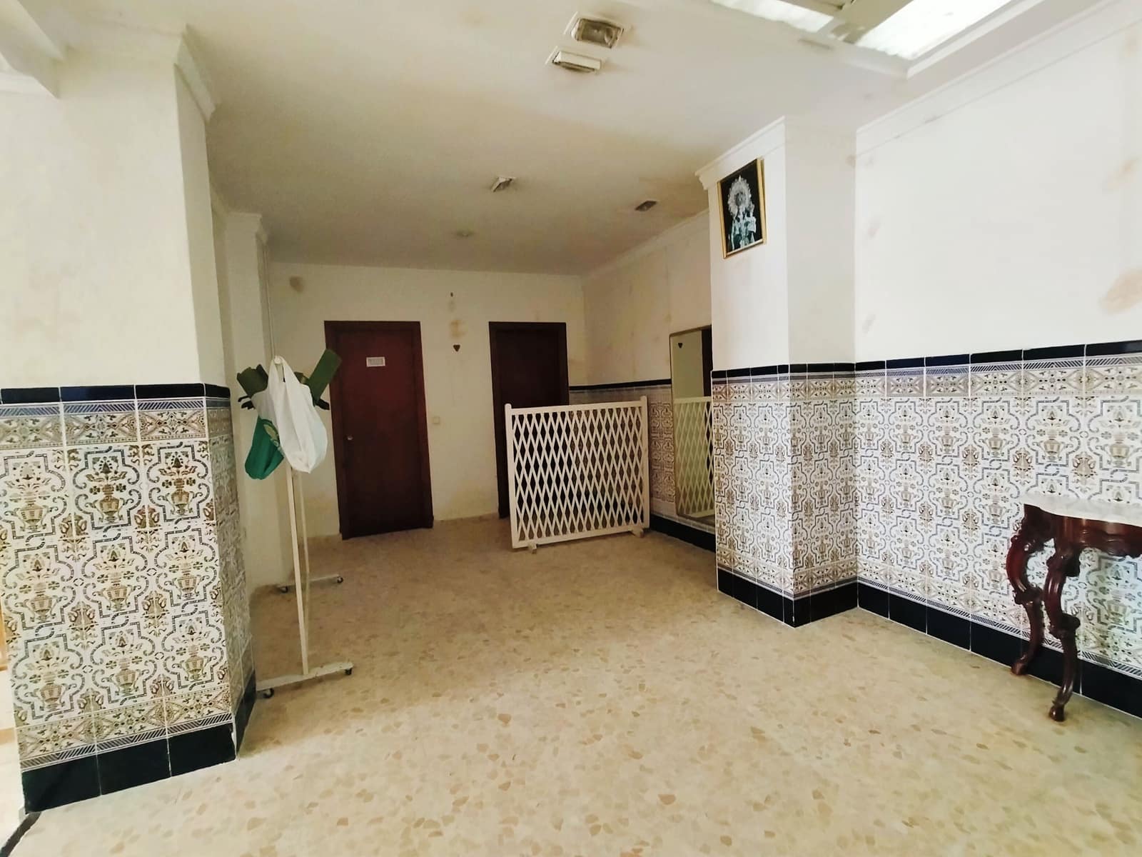 Kommersiell till salu i El Puerto de Santa Maria - 450 000 € (Ref: 9592036)