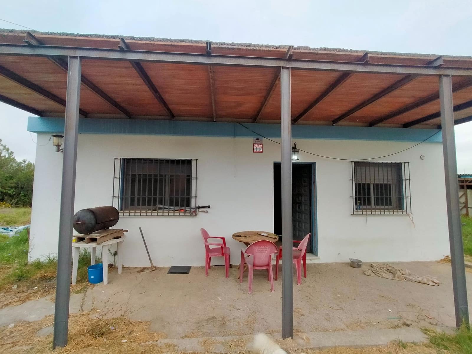 2 bedroom Villa for sale in El Puerto de Santa Maria with garage - € 155,000 (Ref: 9592043)