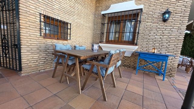 5 soverom Villa til salgs i El Puerto de Santa María med garasje - € 699 000 (Ref: 9592046)
