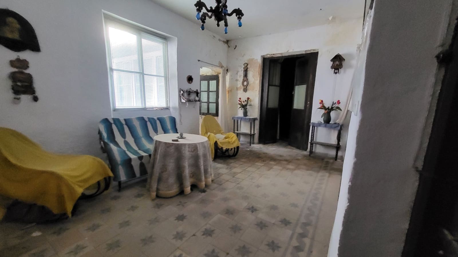 10 bedroom Townhouse for sale in El Puerto de Santa Maria - € 525,000 (Ref: 9592048)