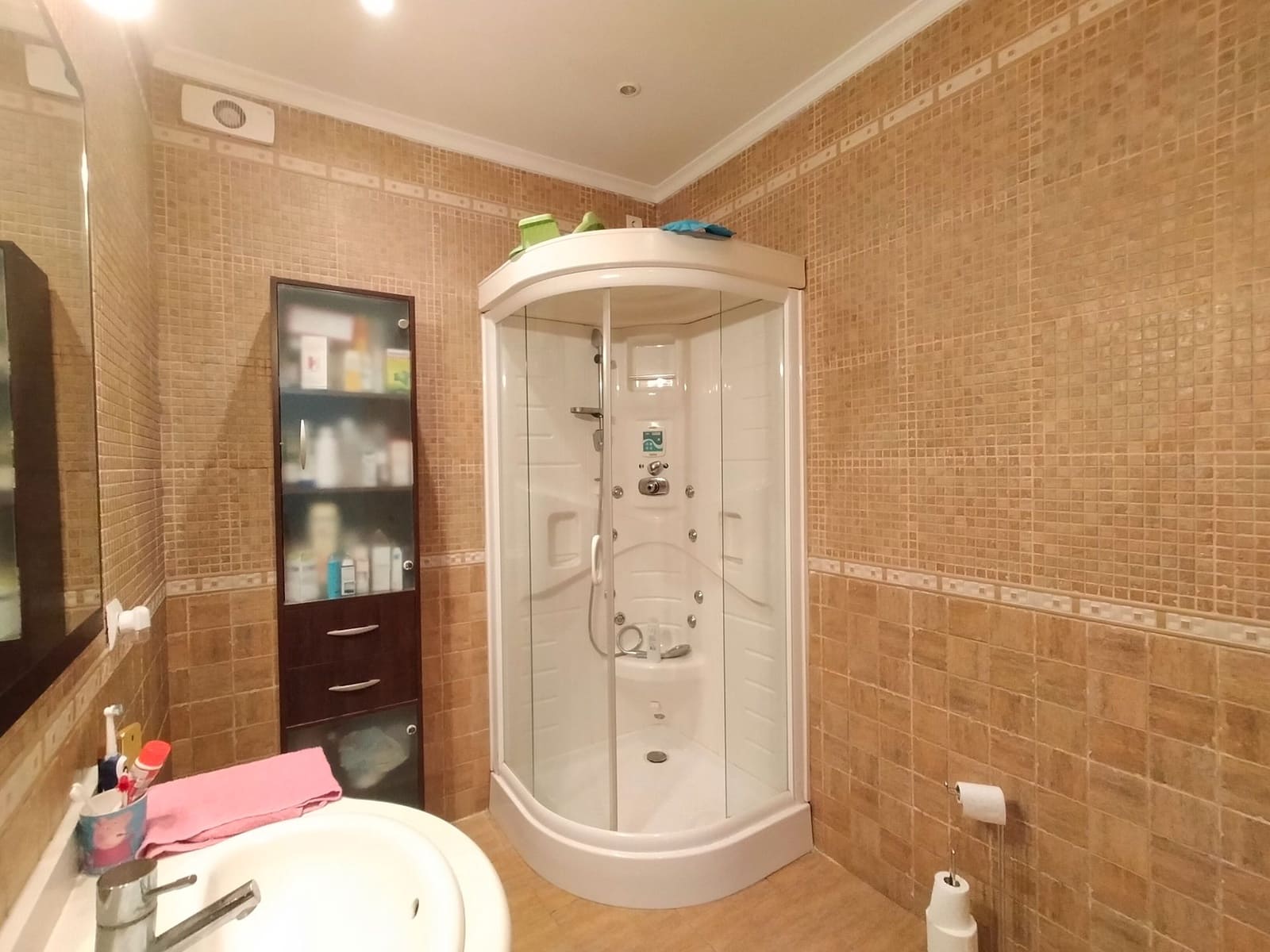 4 bedroom Villa for sale in El Puerto de Santa Maria with garage - € 320,000 (Ref: 9592050)