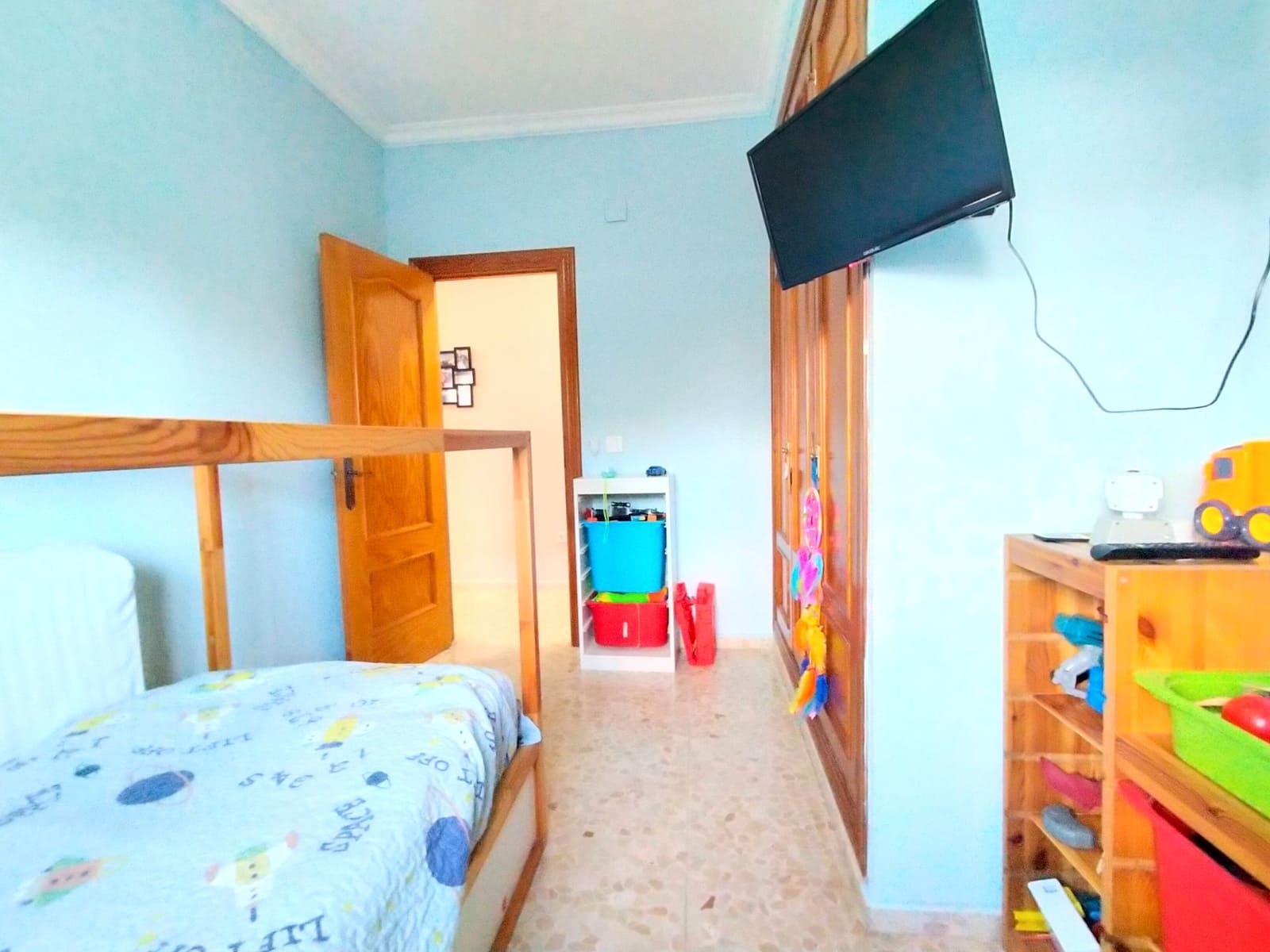 4 bedroom Villa for sale in El Puerto de Santa Maria with garage - € 320,000 (Ref: 9592050)