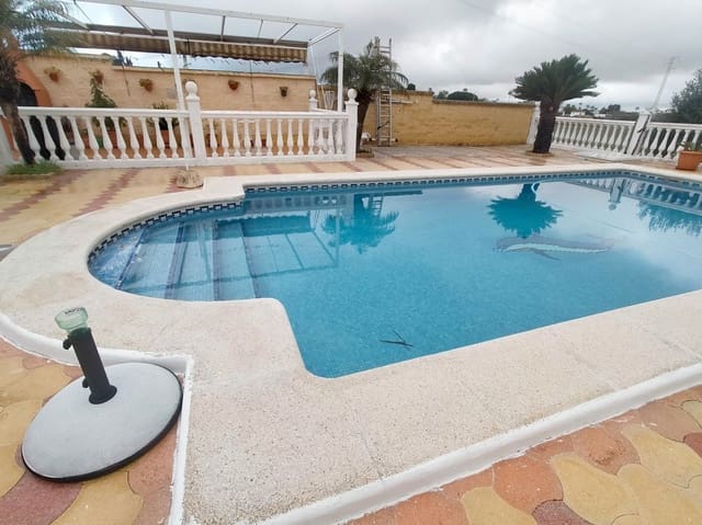 3 soverom Villa til salgs i El Puerto de Santa María med svømmebasseng garasje - € 500 000 (Ref: 9592053)