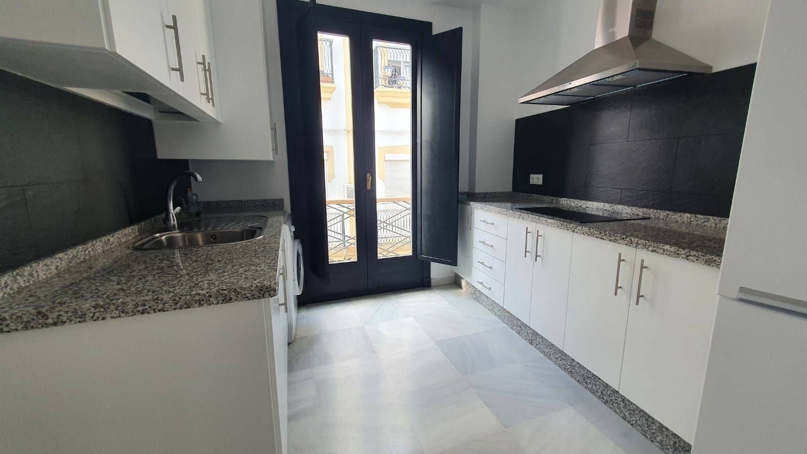 2 sovrum Lägenhet att hyra i El Puerto de Santa Maria - 700 € (Ref: 9592054)