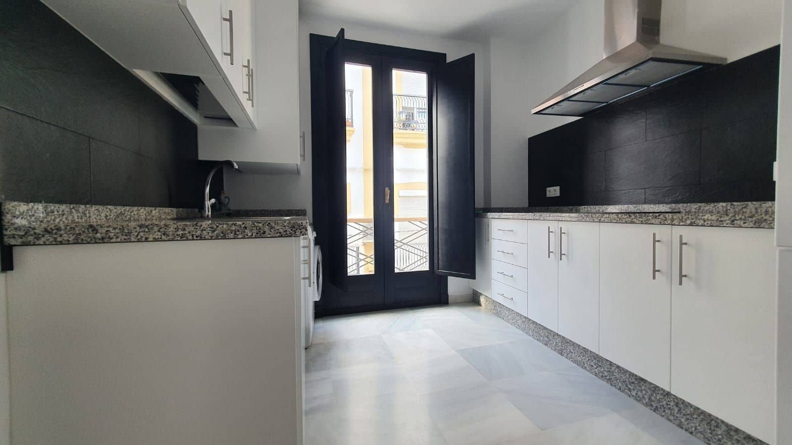 2 sovrum Lägenhet att hyra i El Puerto de Santa Maria - 700 € (Ref: 9592054)