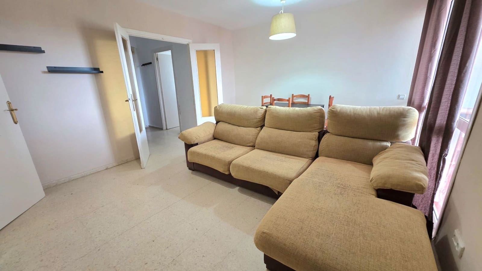 3 makuuhuone Asunto myytävänä paikassa El Puerto de Santa Maria mukana 
autotalli - 300 000 € (Ref: 9668287)