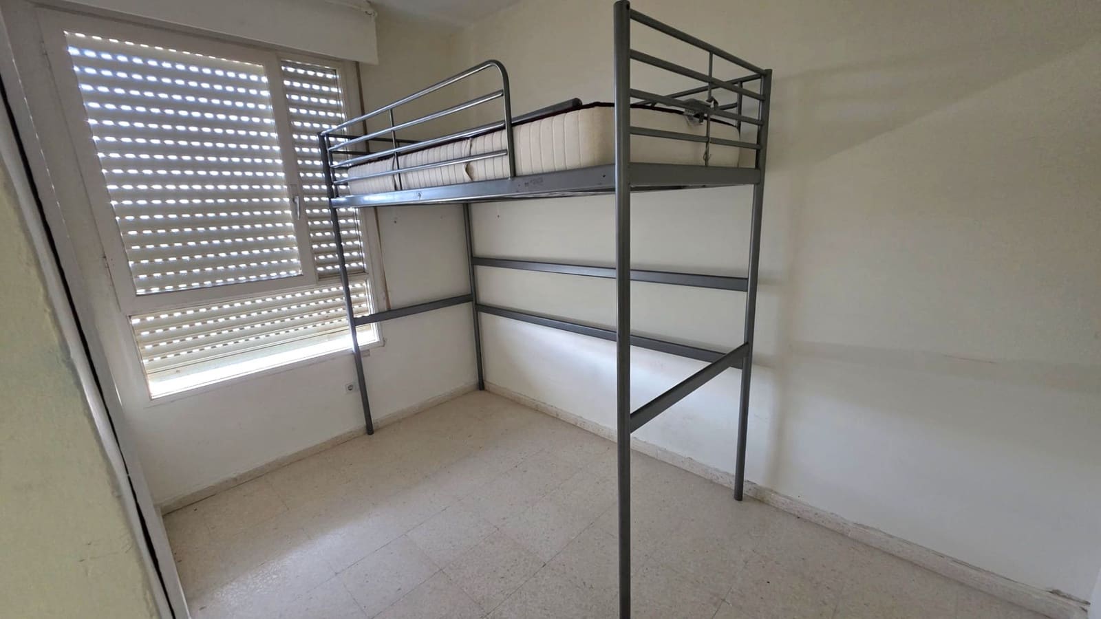 3 makuuhuone Asunto myytävänä paikassa El Puerto de Santa Maria mukana 
autotalli - 300 000 € (Ref: 9668287)