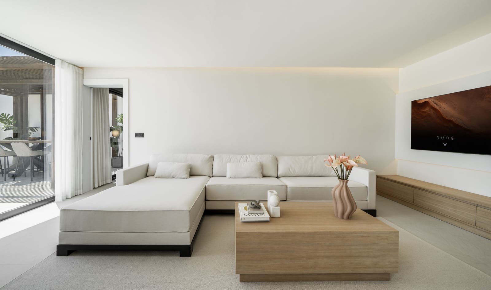 3 bedroom Penthouse for sale in Nueva Andalucia with pool garage - € 1,200,000 (Ref: 9398793)