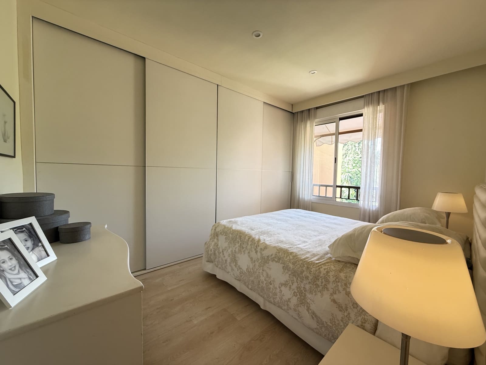 3 bedroom Apartment for sale in Golden Mile with pool garage - € 740,000 (Ref: 9398797)