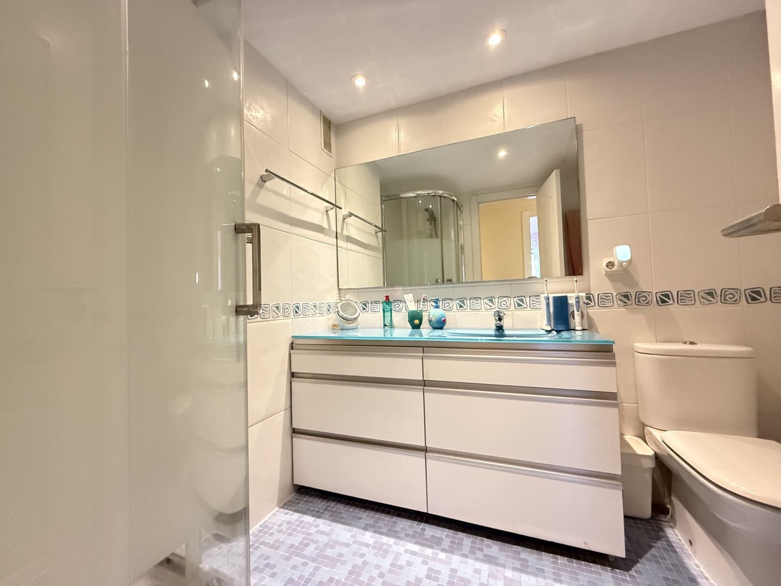 3 bedroom Apartment for sale in Golden Mile with pool garage - € 740,000 (Ref: 9398797)