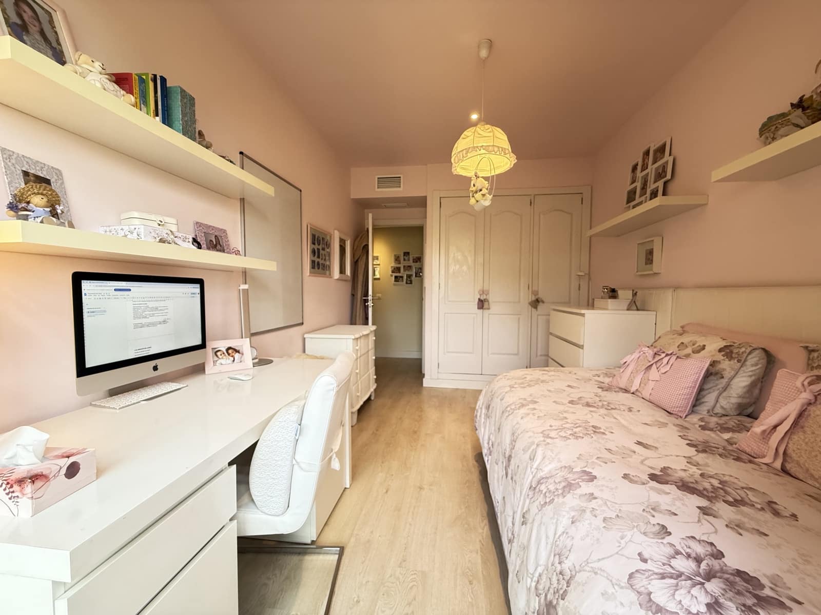 3 bedroom Apartment for sale in Golden Mile with pool garage - € 740,000 (Ref: 9398797)