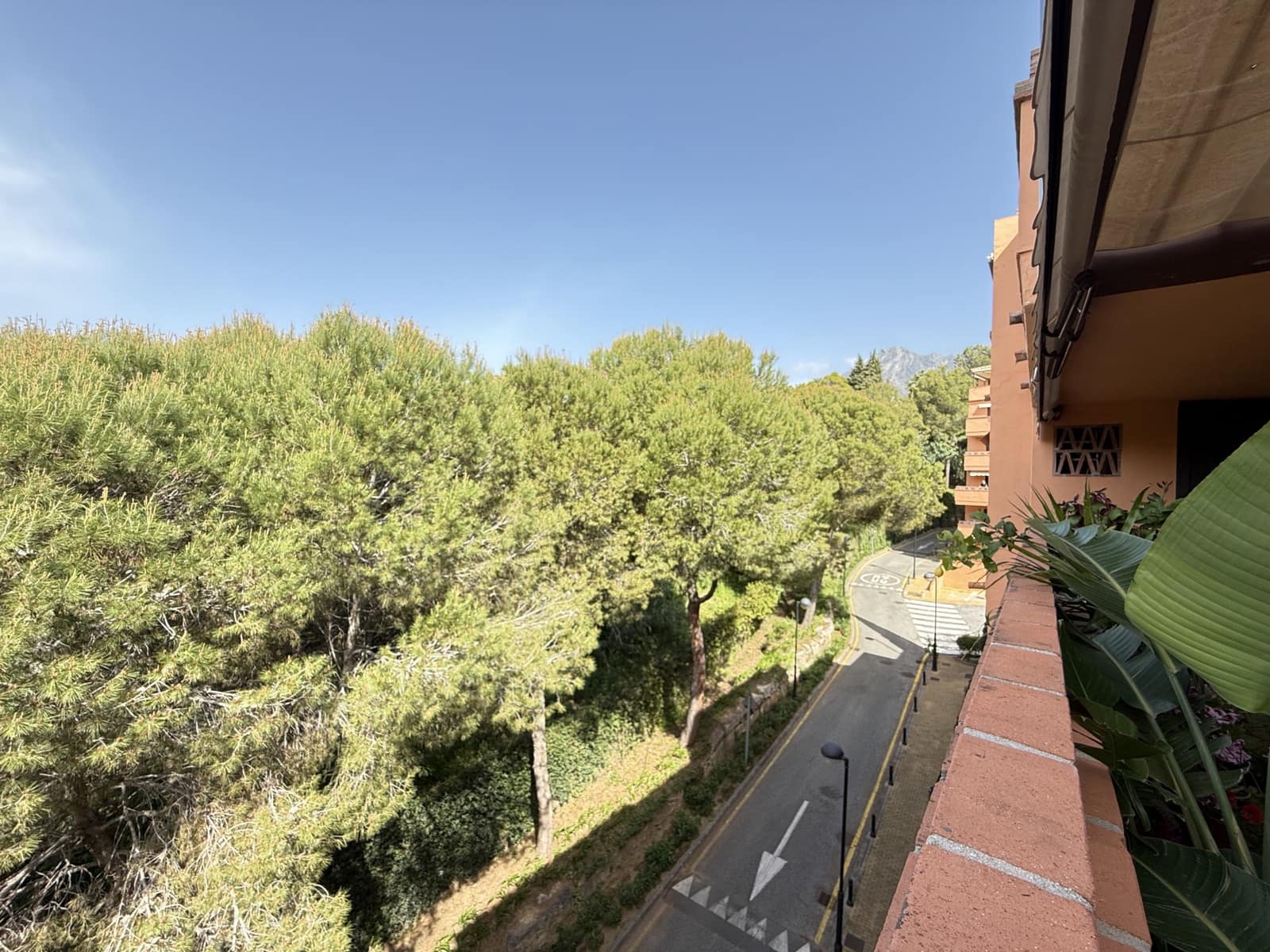 3 bedroom Apartment for sale in Golden Mile with pool garage - € 740,000 (Ref: 9398797)