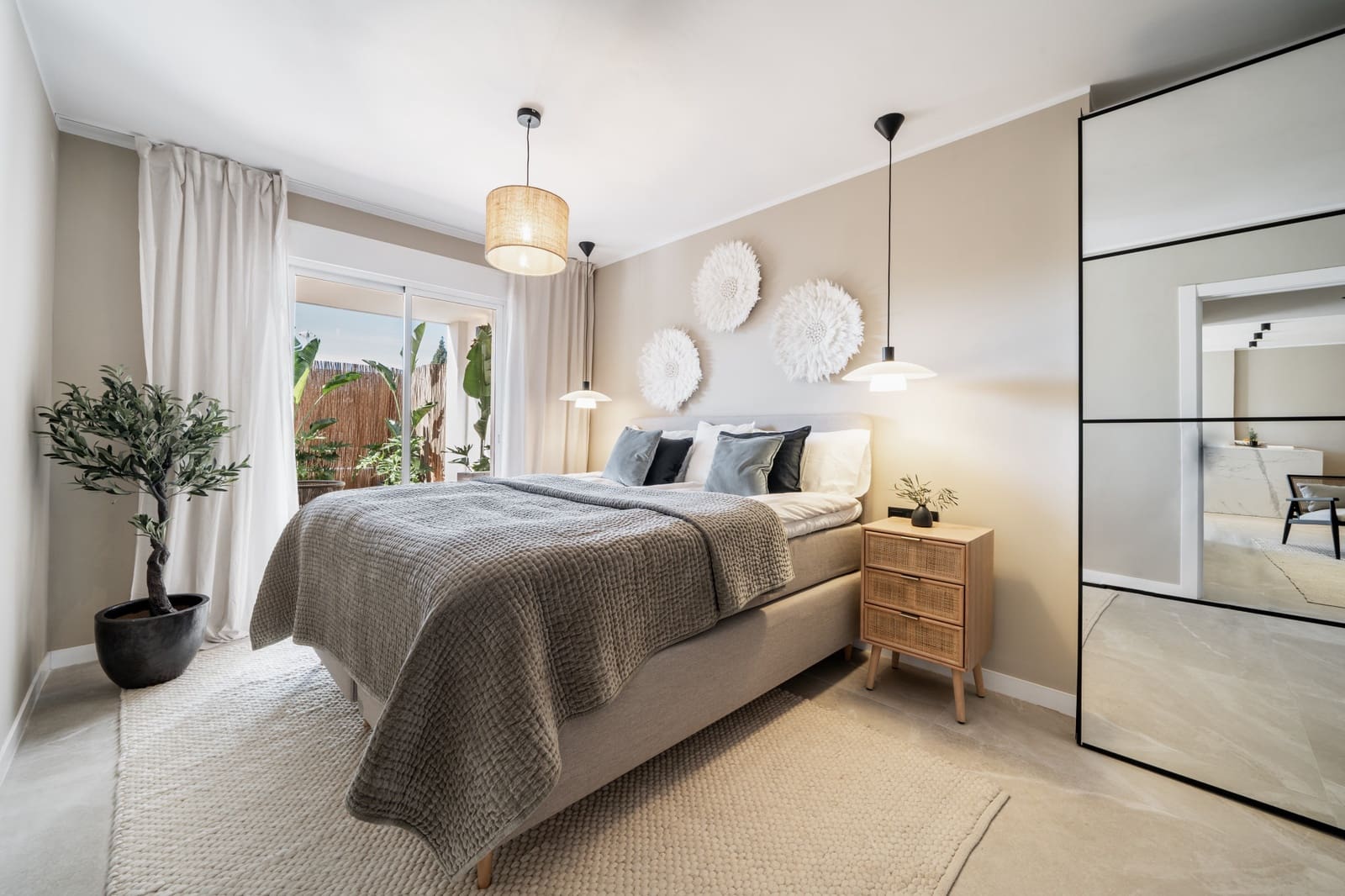 4 slaapkamer Appartement te koop in Nueva Andalucia met zwembad garage - € 695.000 (Ref: 9398798)