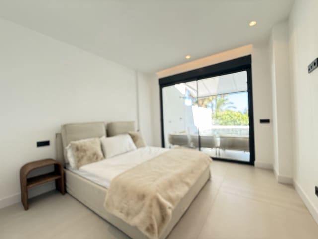 3 soverom Penthouse til salgs i Cancelada, Estepona med svømmebasseng garasje - € 890 000 (Ref: 9398799)