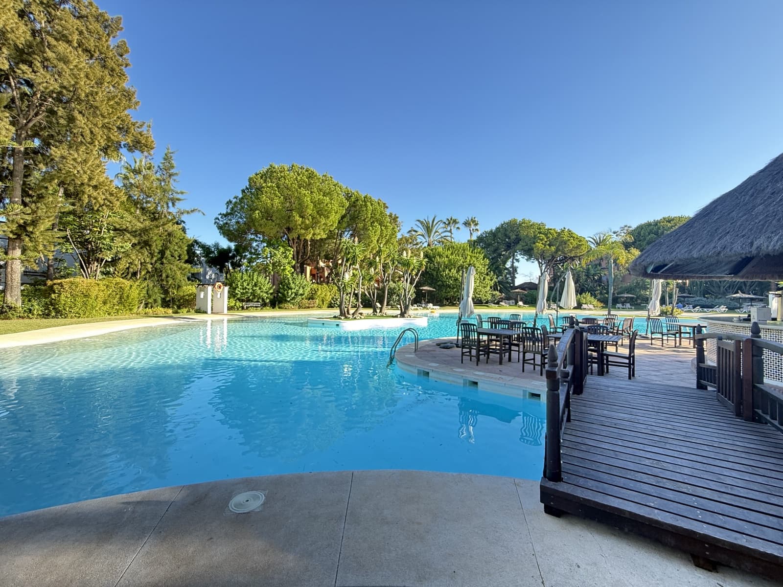 3 soverom Penthouse til salgs i Guadalmina med svømmebasseng garasje - € 750 000 (Ref: 9398802)