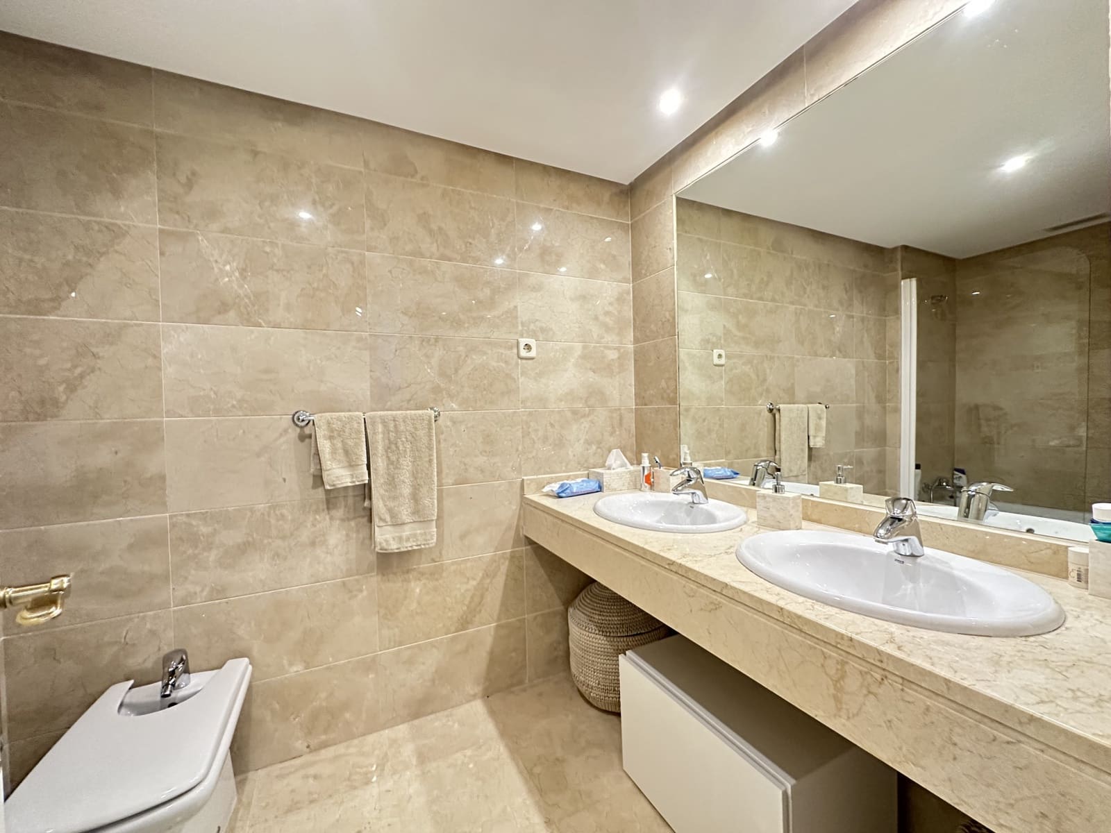 2 chambre Appartement à vendre à Marbella avec piscine garage - 390 000 € (Ref: 9398805)