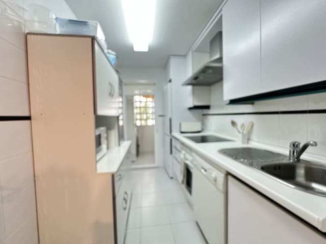 2 chambre Appartement à vendre à Marbella avec piscine garage - 390 000 € (Ref: 9398805)