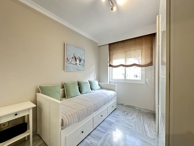 2 chambre Appartement à vendre à Marbella avec piscine garage - 390 000 € (Ref: 9398805)