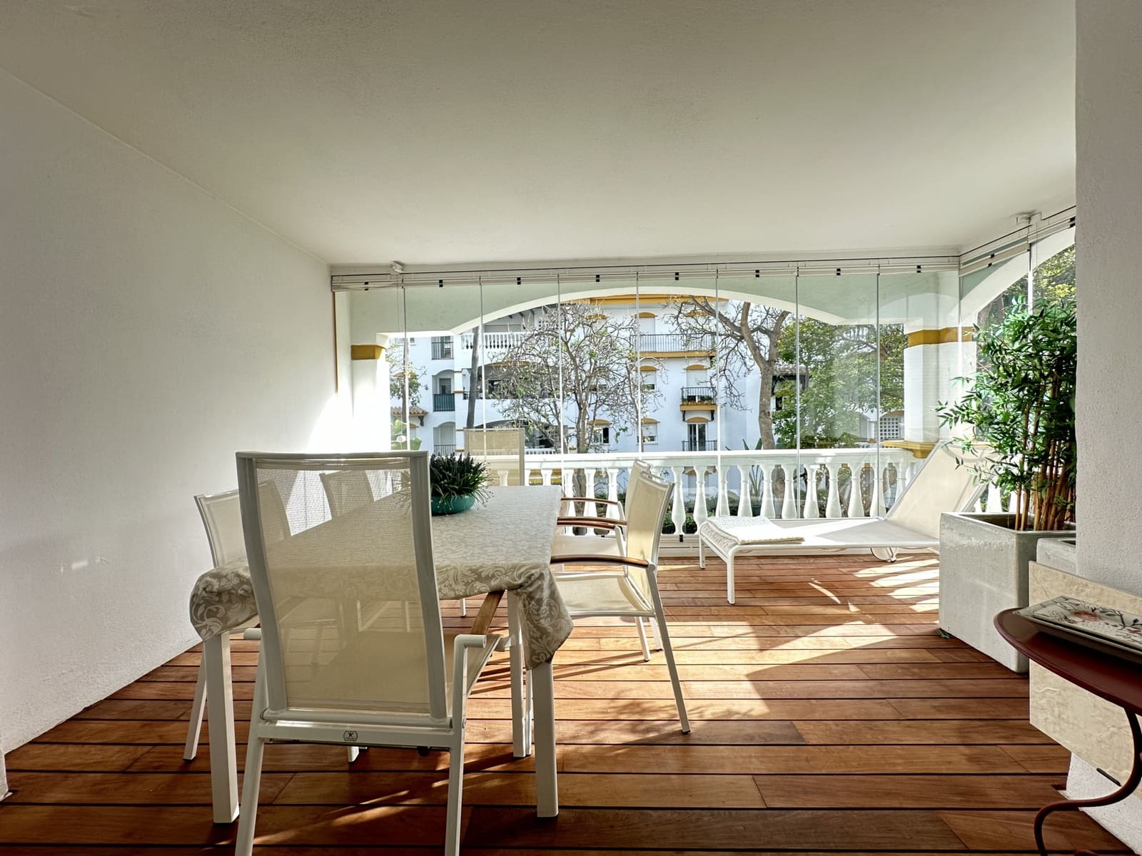 2 chambre Appartement à vendre à Marbella avec piscine garage - 390 000 € (Ref: 9398805)