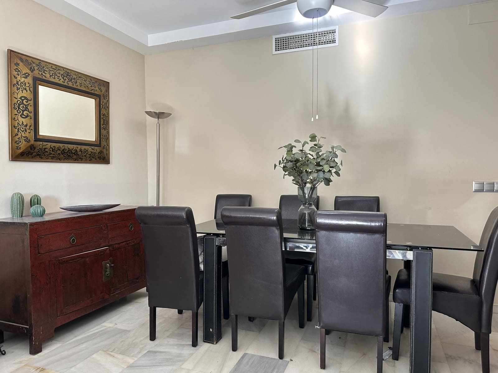 Apartamento de 3 habitaciones en Marbella en venta con piscina garaje - 670.000 € (Ref: 9412829)