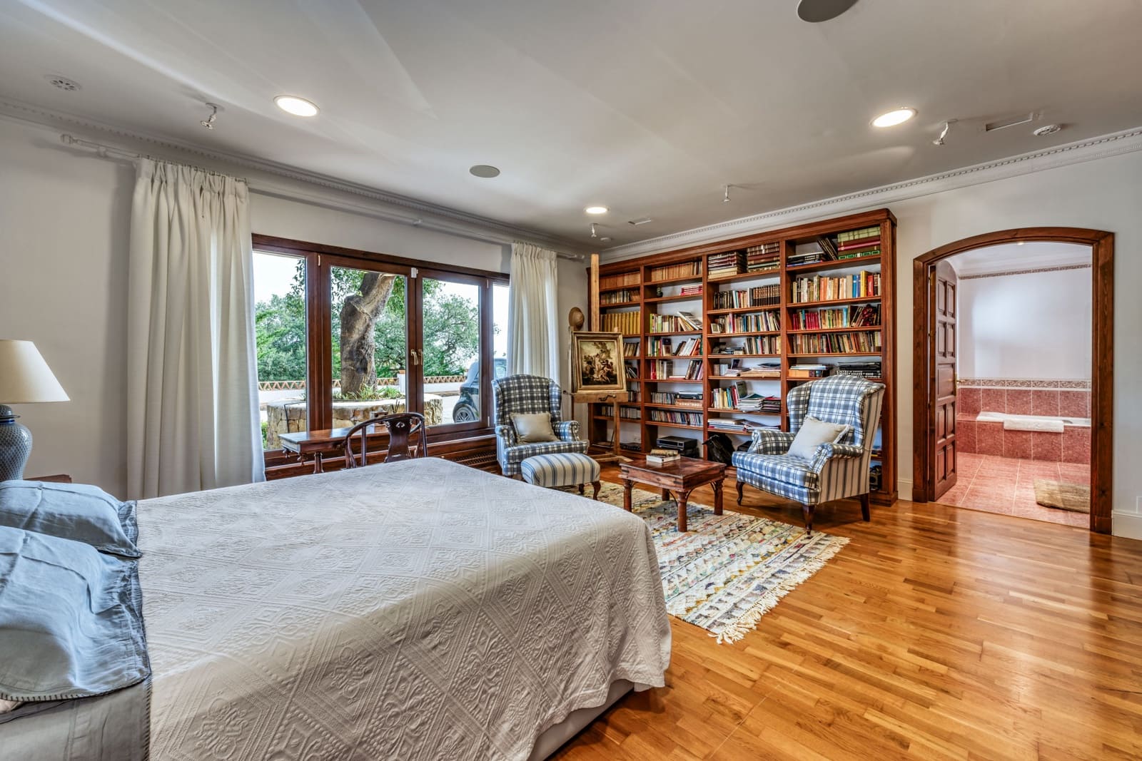 7 soveværelse Finca/Landehus til salg i Marbella med swimmingpool garage - € 9.000.000 (Ref: 9412830)