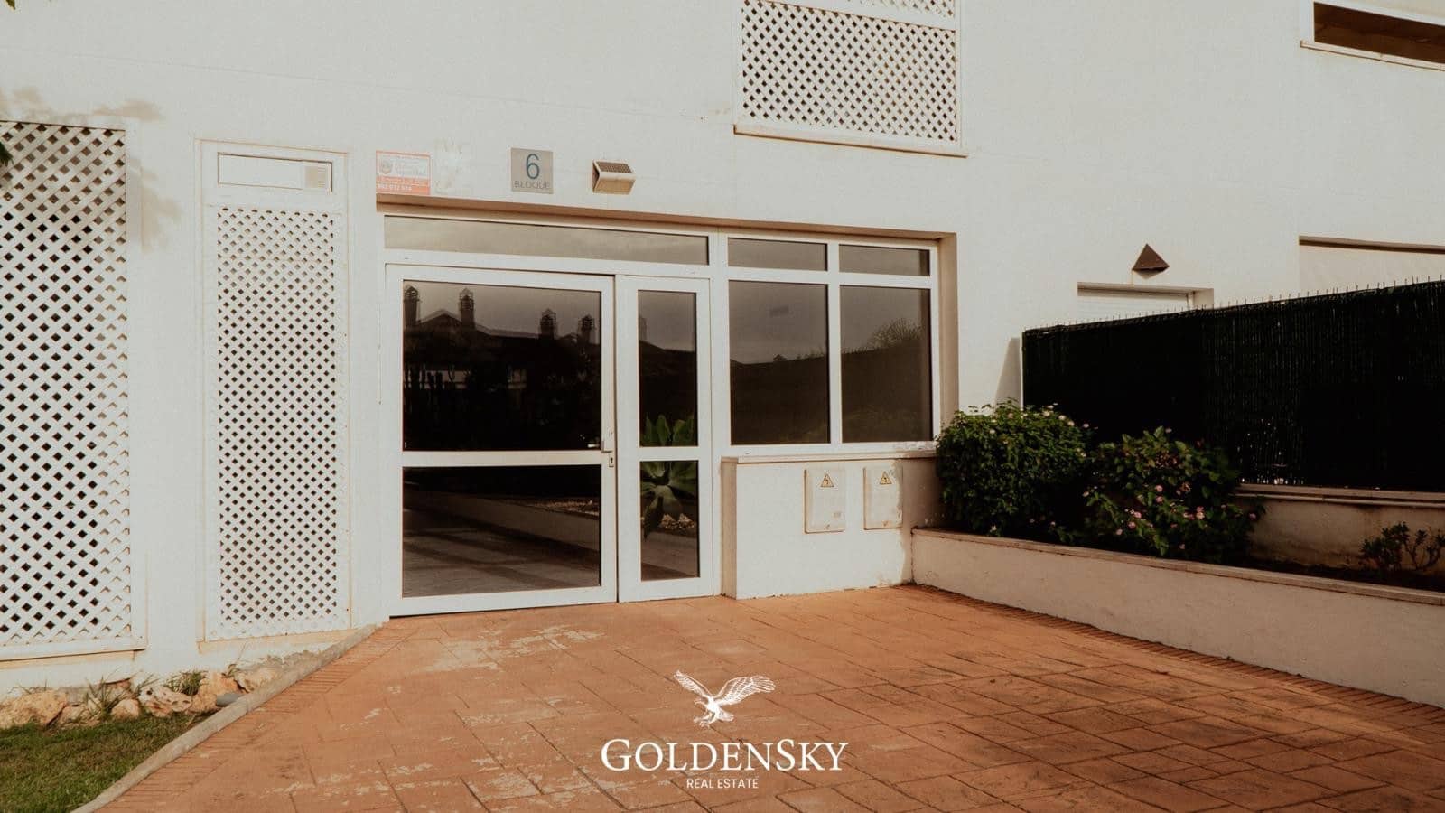 2 chambre Appartement à vendre à Nueva Andalucia avec garage - 380 000 € (Ref: 9414942)